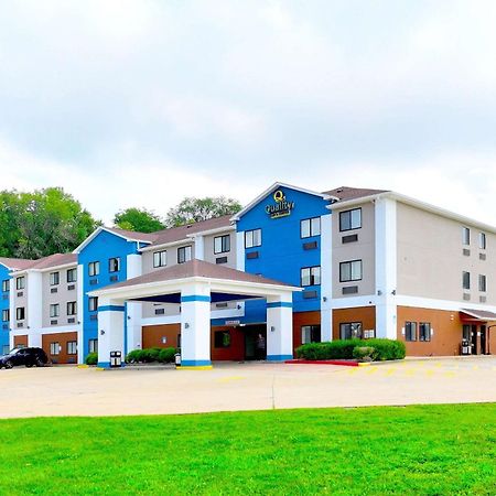 Quality Inn & Suites Caseyville - St Louis Екстериор снимка