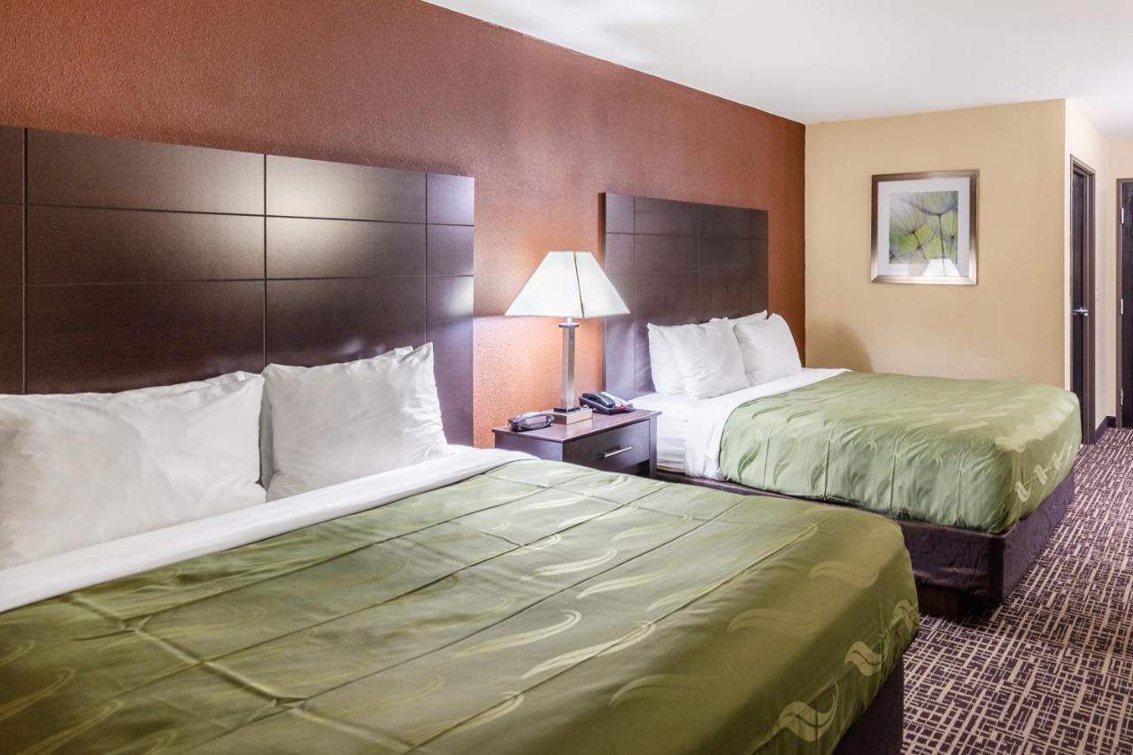 Quality Inn & Suites Caseyville - St Louis Екстериор снимка