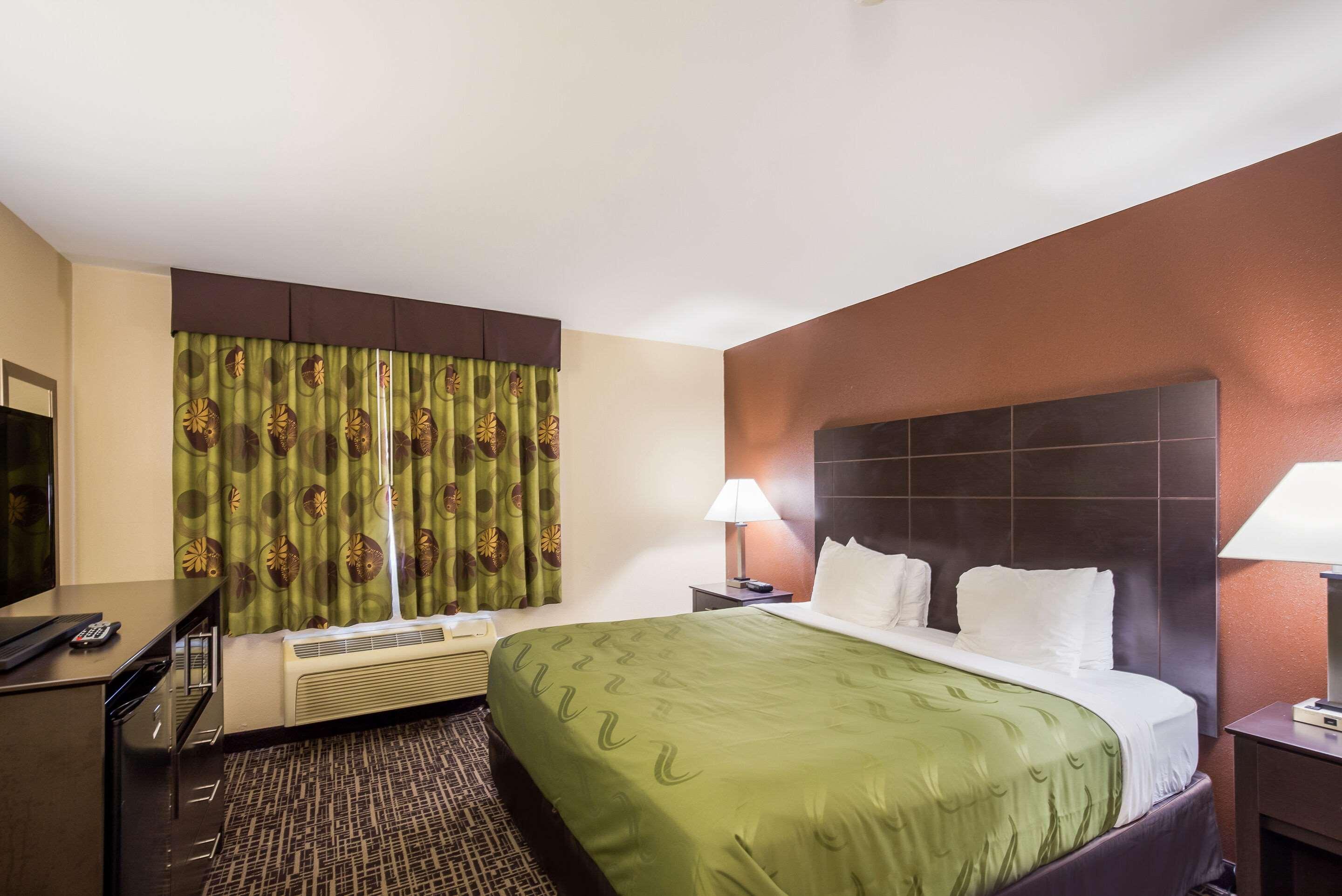 Quality Inn & Suites Caseyville - St Louis Екстериор снимка
