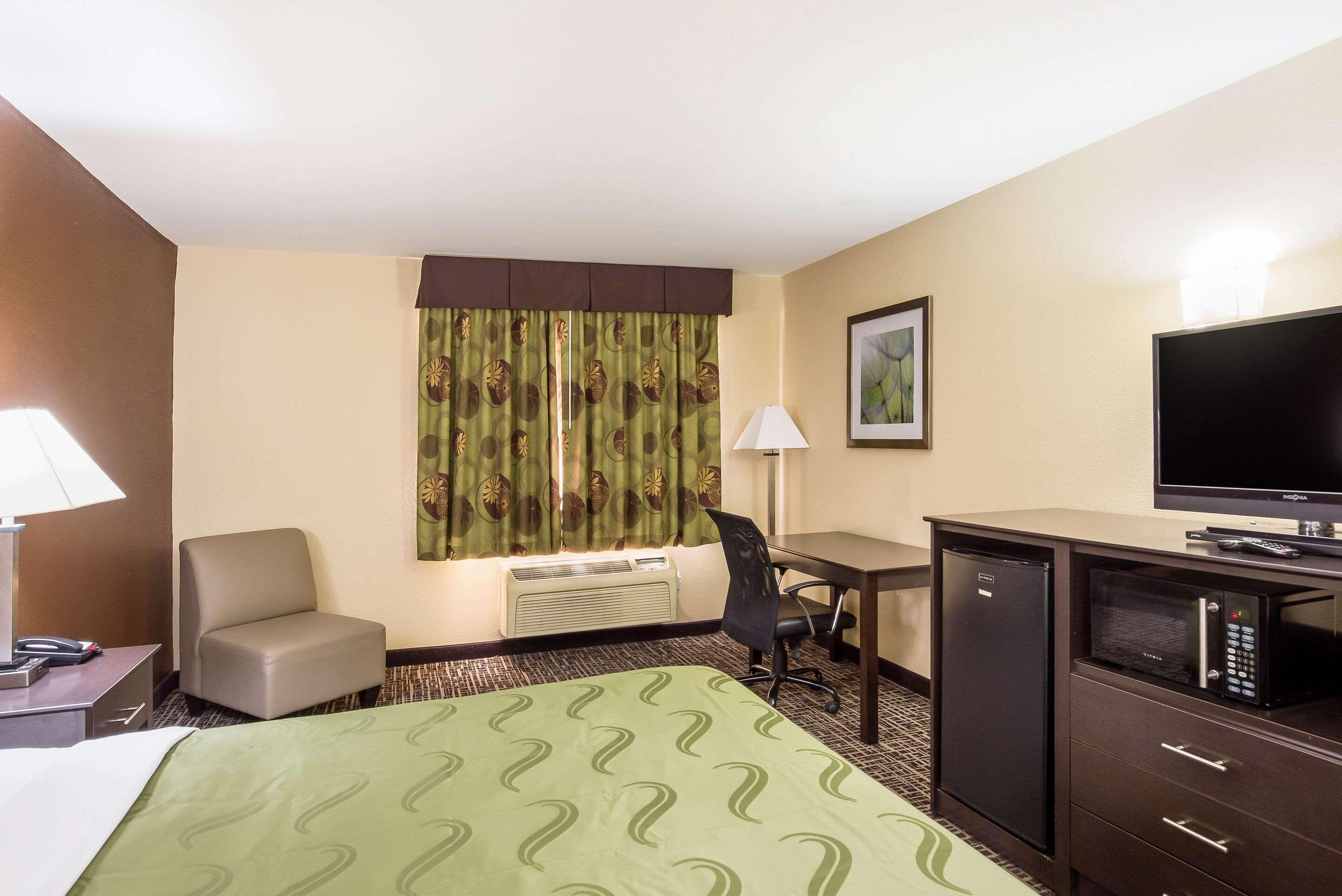 Quality Inn & Suites Caseyville - St Louis Екстериор снимка