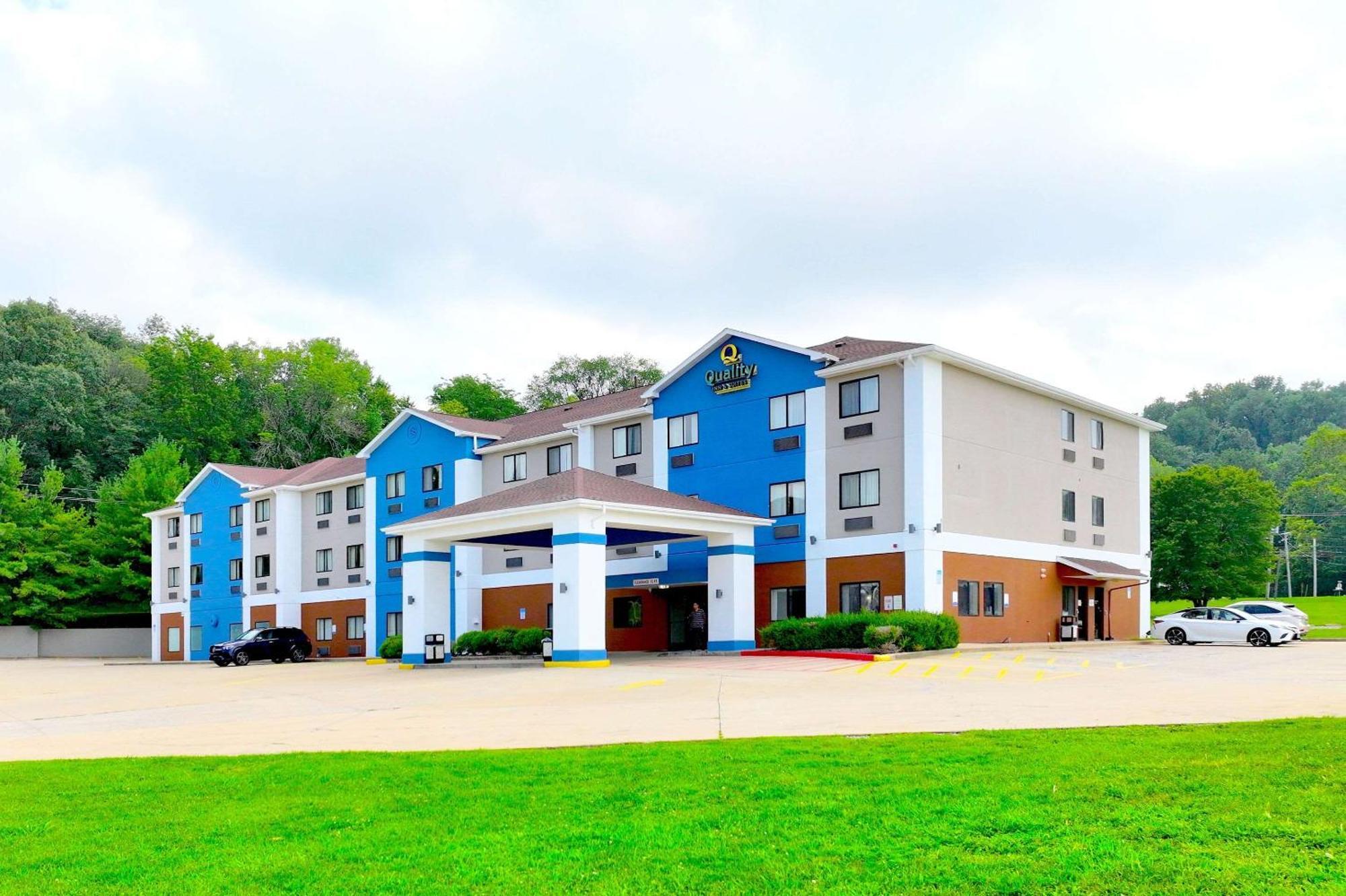Quality Inn & Suites Caseyville - St Louis Екстериор снимка