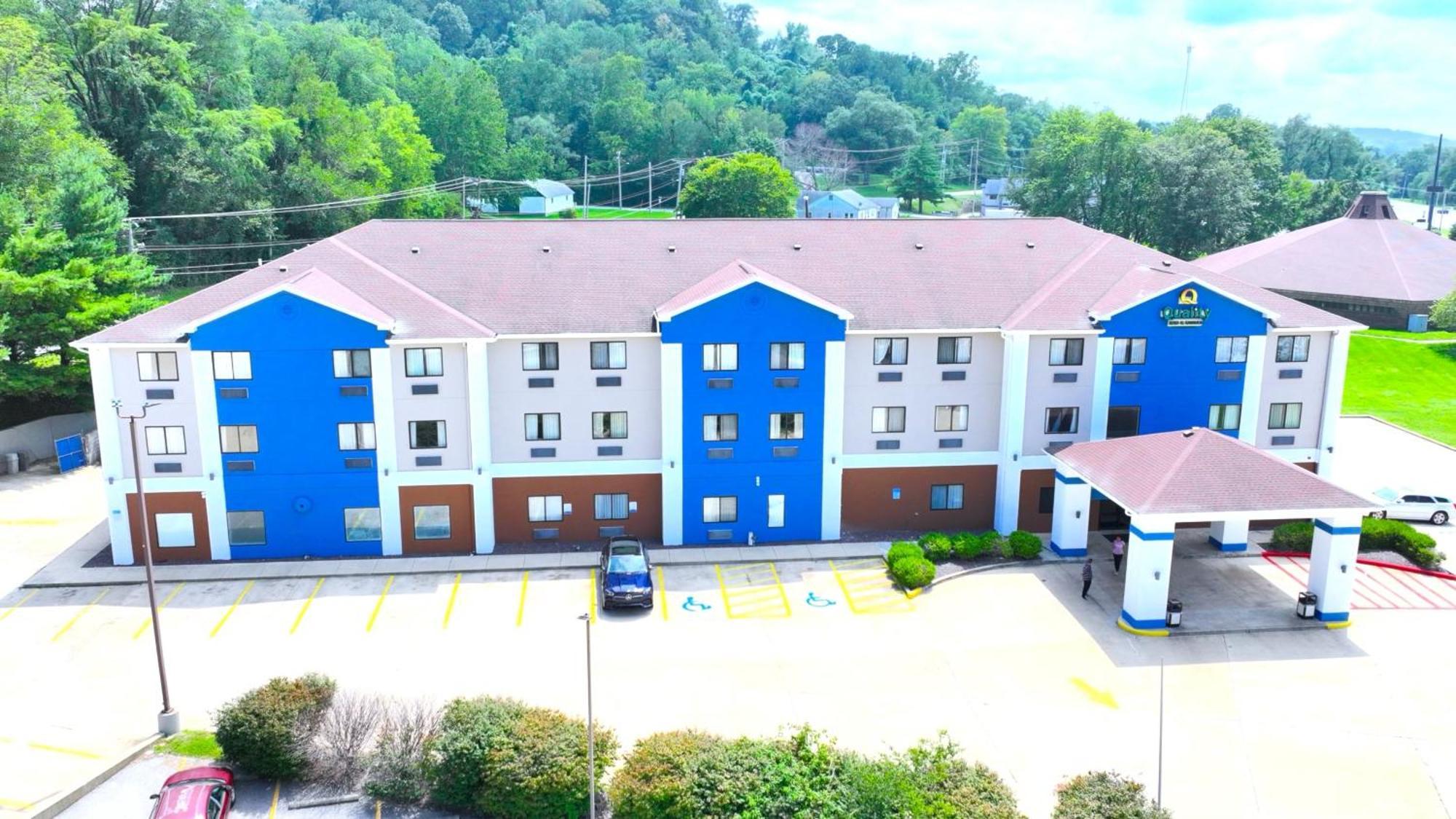 Quality Inn & Suites Caseyville - St Louis Екстериор снимка