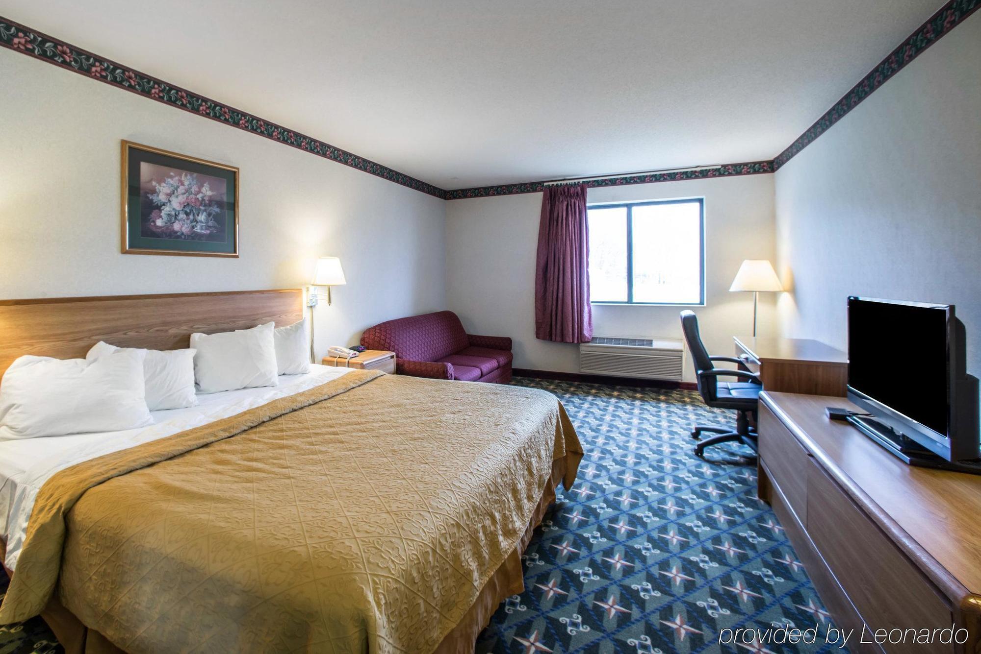 Quality Inn & Suites Caseyville - St Louis Екстериор снимка
